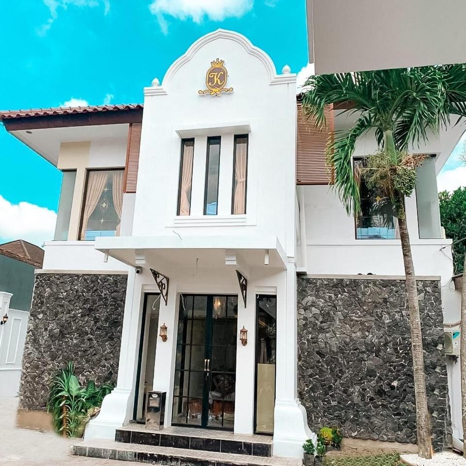 Kartiko Palagan Eksklusif Yogyakarta Hotell Kejayan Eksteriør bilde